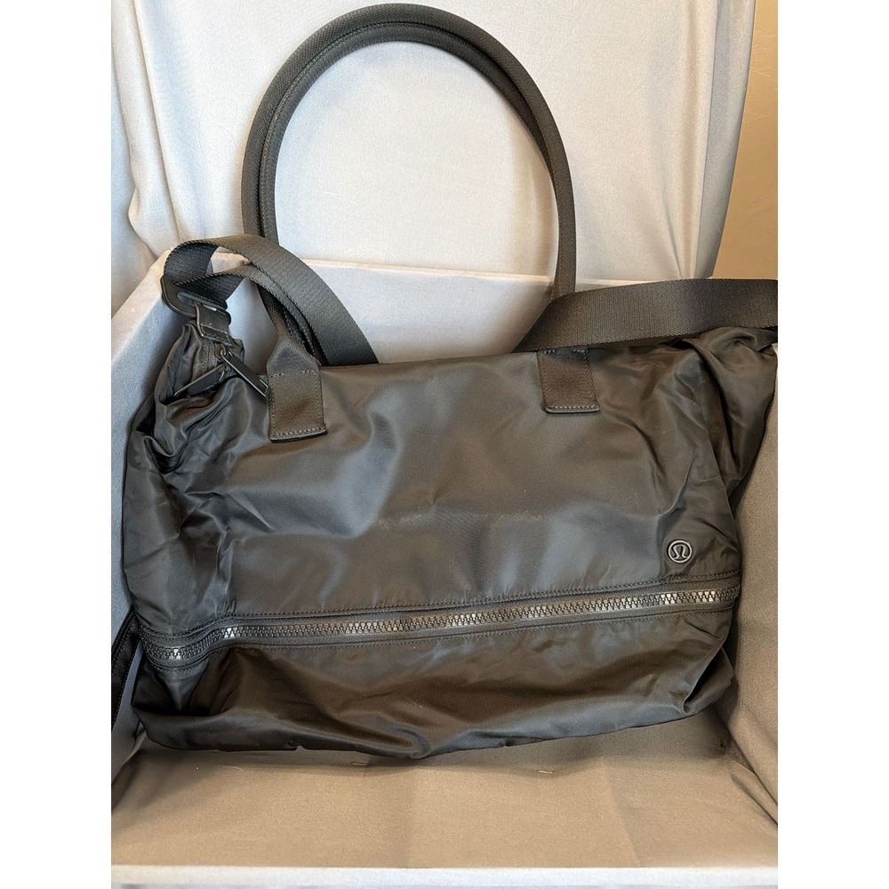 Lululemon Black Nylon Gym Bag Duffel Laptop Compartment Travel Tote